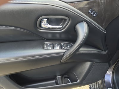 2024 INFINITI QX80 LUXE