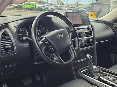 2024 INFINITI QX80 LUXE