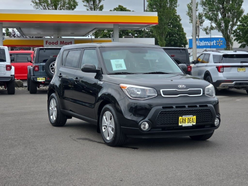 Used 2015 Kia Soul Base with VIN KNDJN2A22F7122828 for sale in Aberdeen, WA