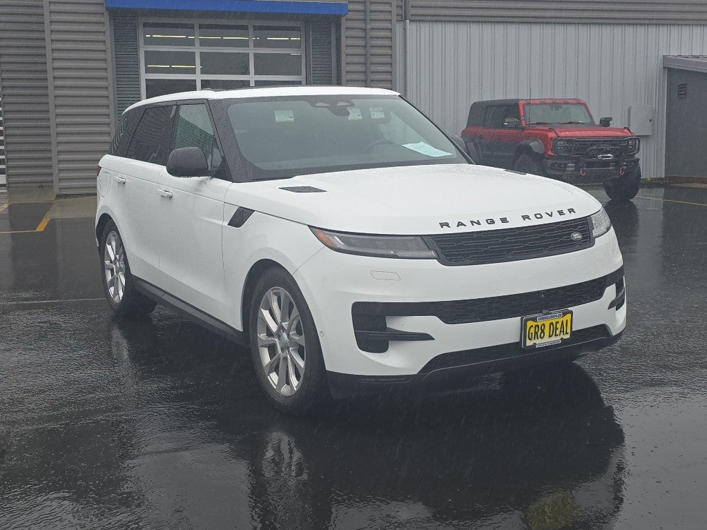 2025 Land Rover Range Rover Sport P360 SE