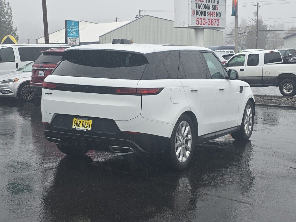 2025 Land Rover Range Rover Sport P360 SE