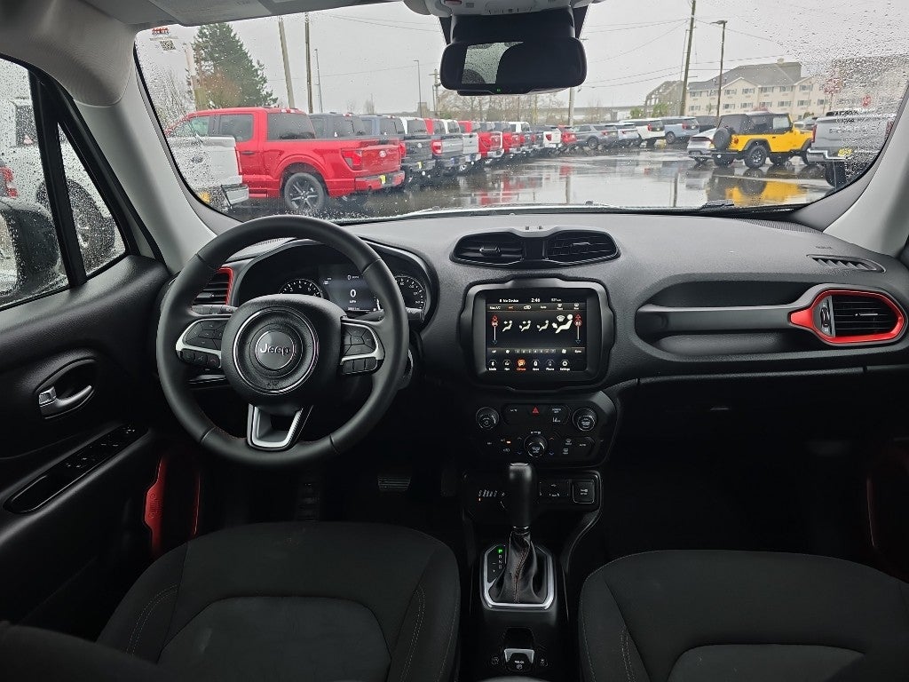 2023 Jeep Renegade Trailhawk